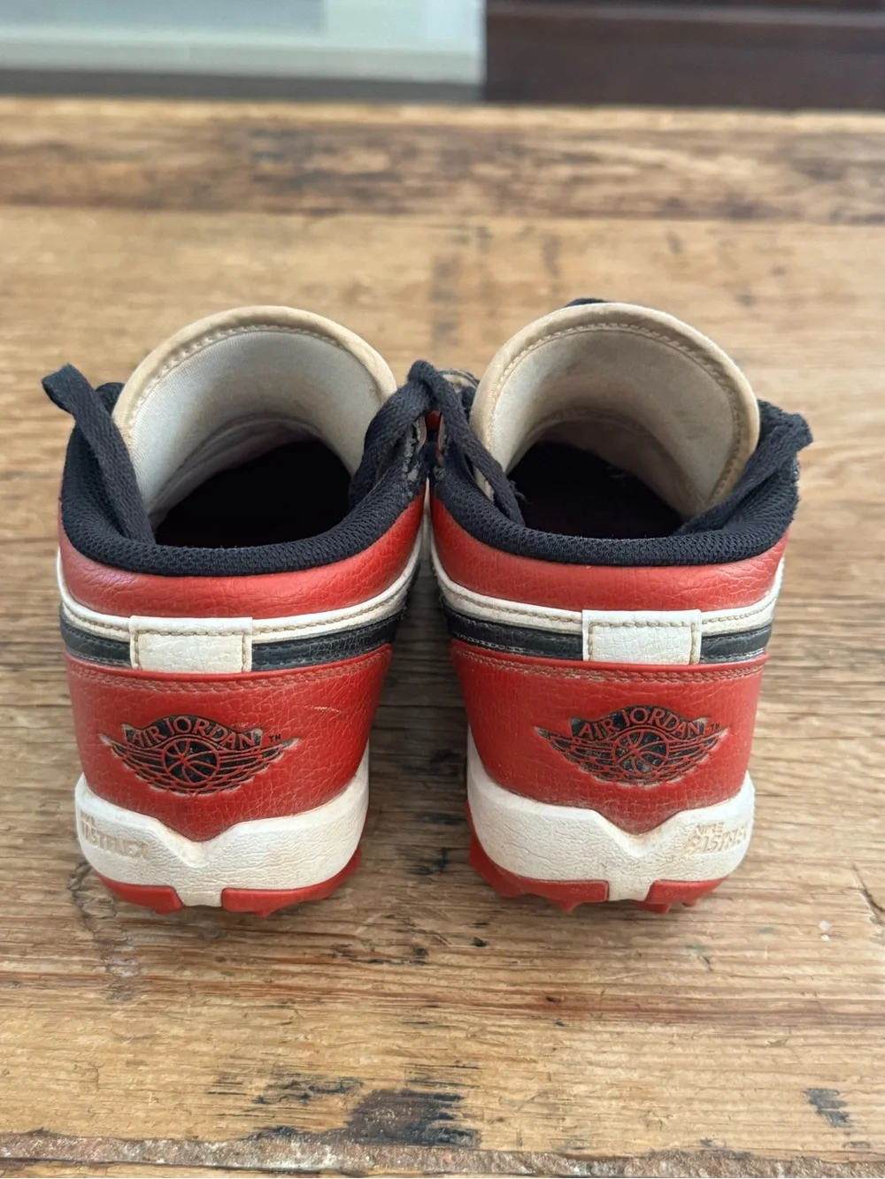 Air Jordan 1 Youth Baseball Cleats Red White Black (Big kids Size 4Y)